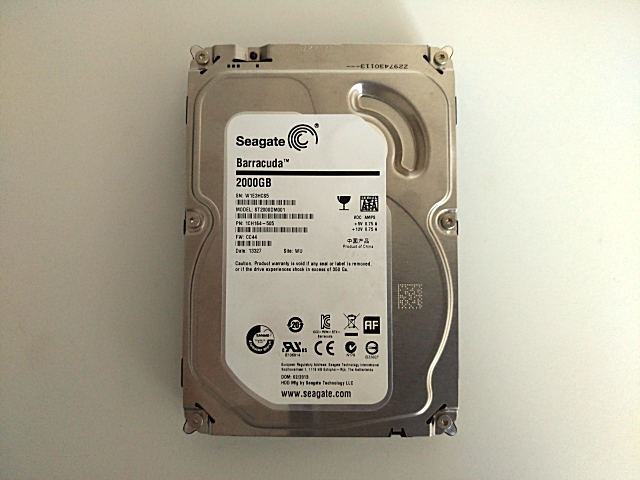 ST2000DM001_1115