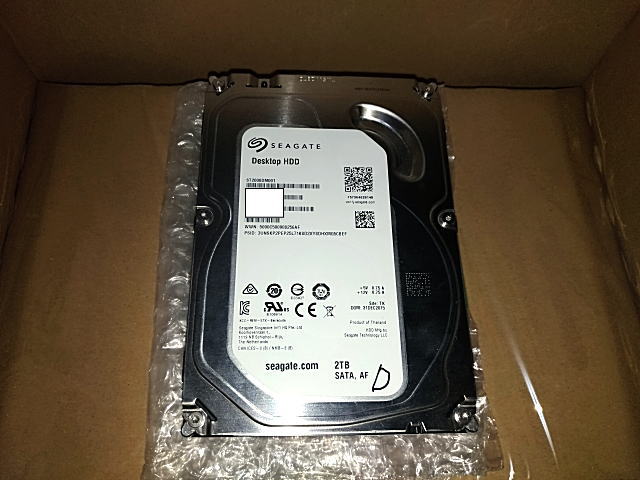 ST2000DM001