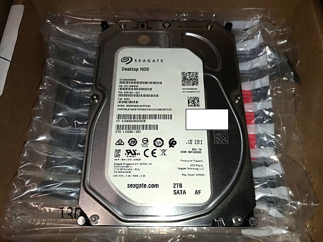 ST2000DM008